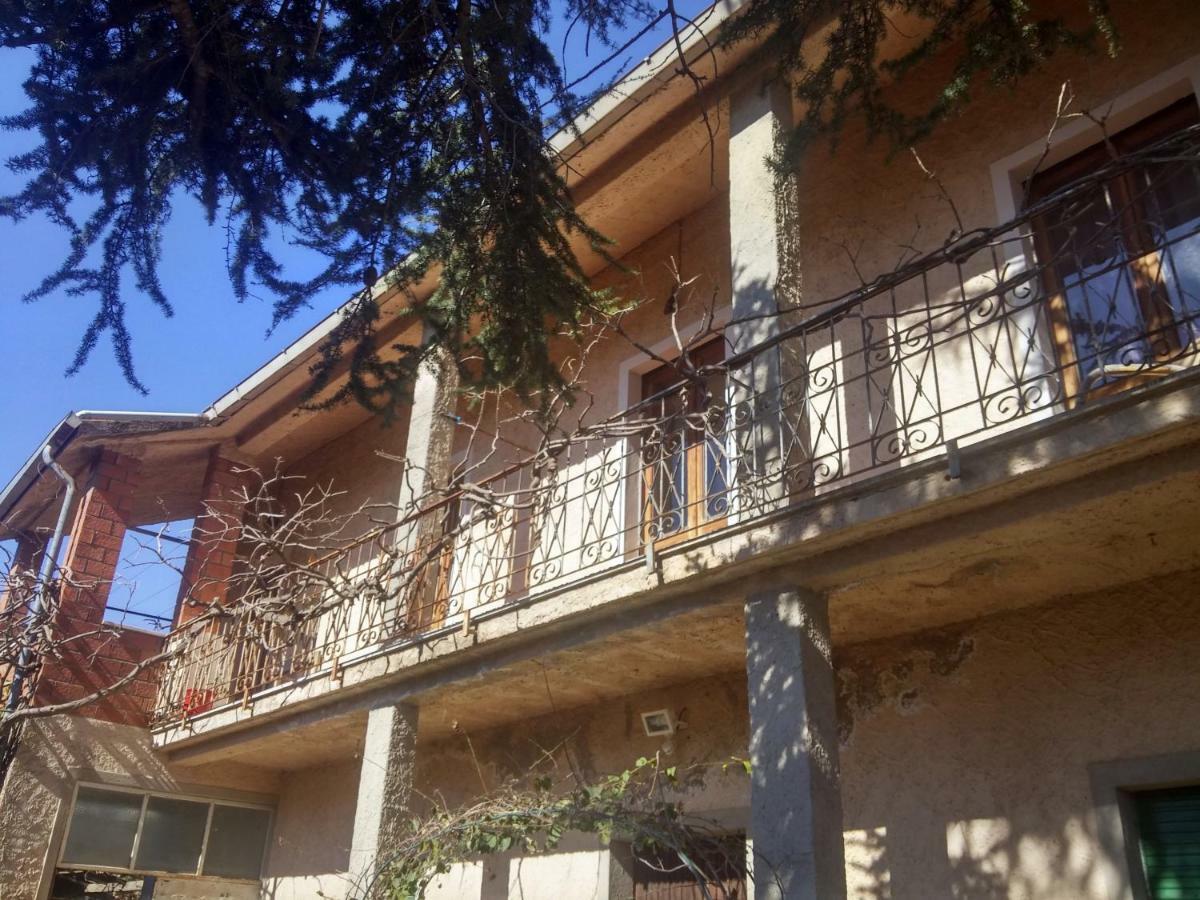 Bed and Breakfast Zia Chiarina à San Nicolo Gerrei Extérieur photo